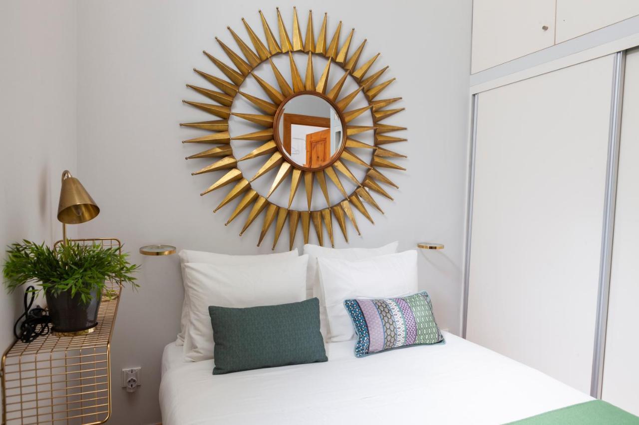 Alfama Terrace Apartment With Authentic XVIII Tiles And Historic Notes 3 Bedrooms & 2 Bathrooms Ac Lisbon Exterior photo