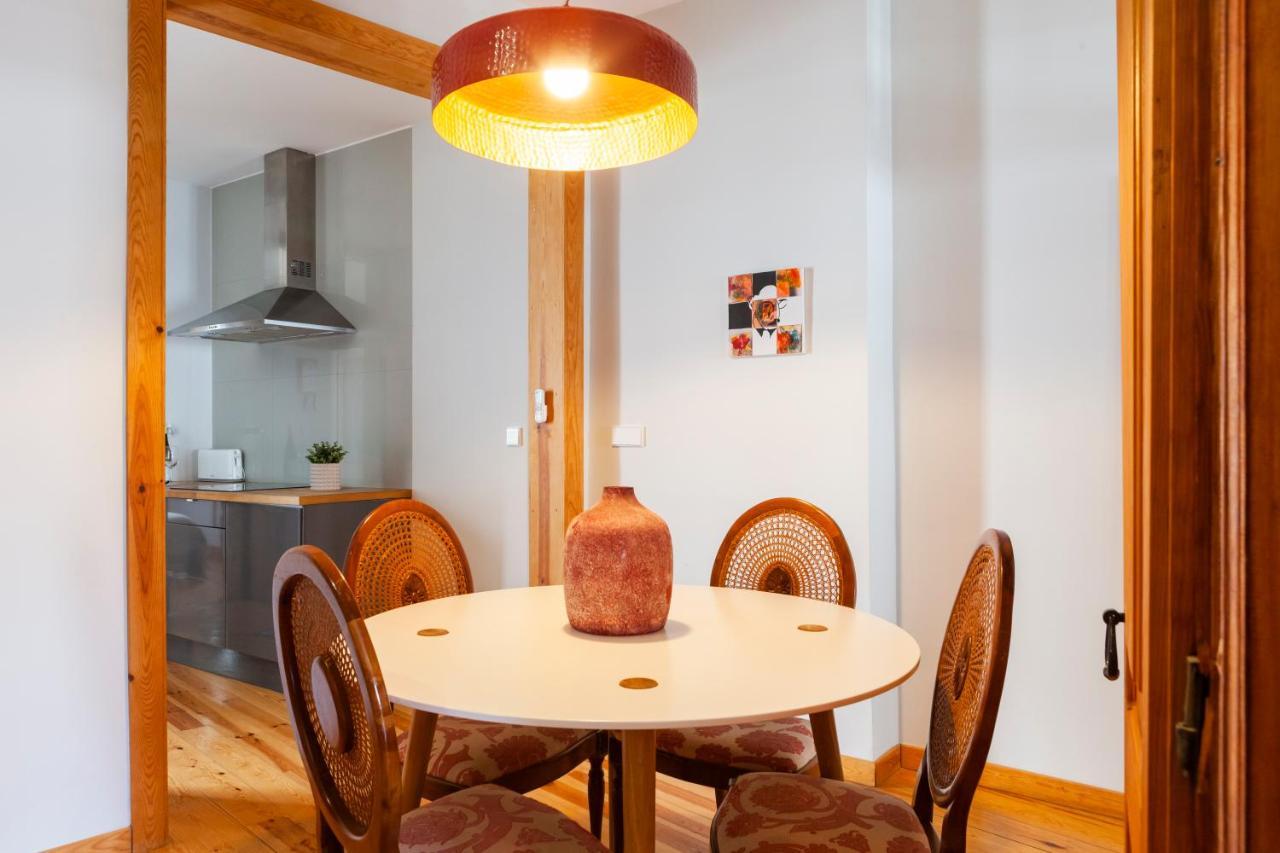 Alfama Terrace Apartment With Authentic XVIII Tiles And Historic Notes 3 Bedrooms & 2 Bathrooms Ac Lisbon Exterior photo