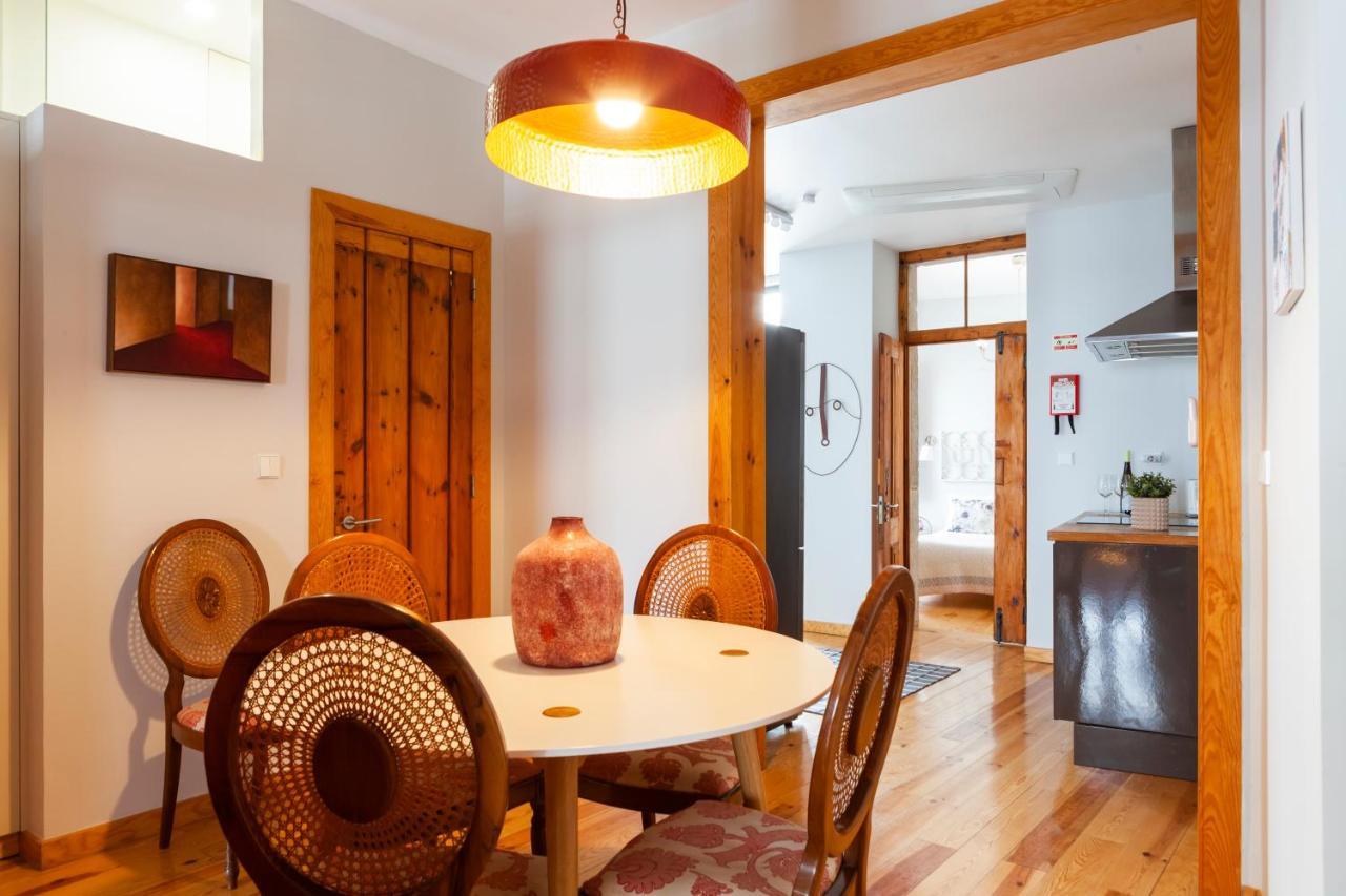 Alfama Terrace Apartment With Authentic XVIII Tiles And Historic Notes 3 Bedrooms & 2 Bathrooms Ac Lisbon Exterior photo